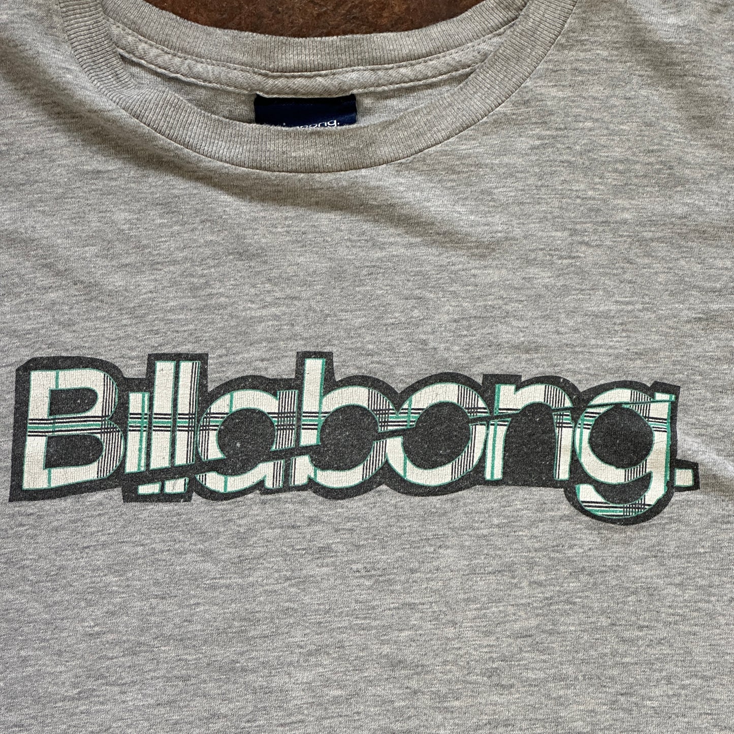 00s Billabong Tee